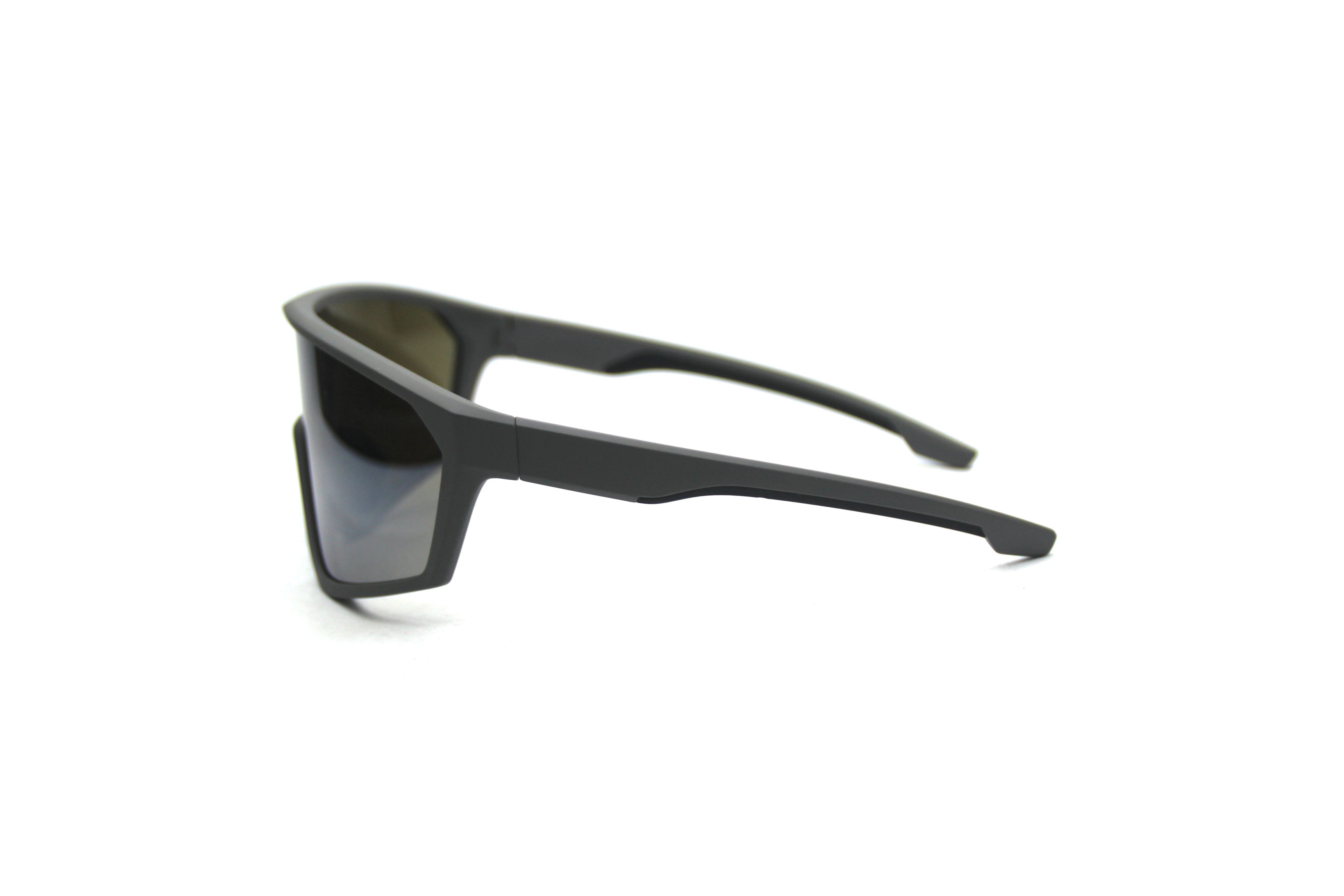 Merits Larger lens Cam hinge Matt finishing without painting glasses